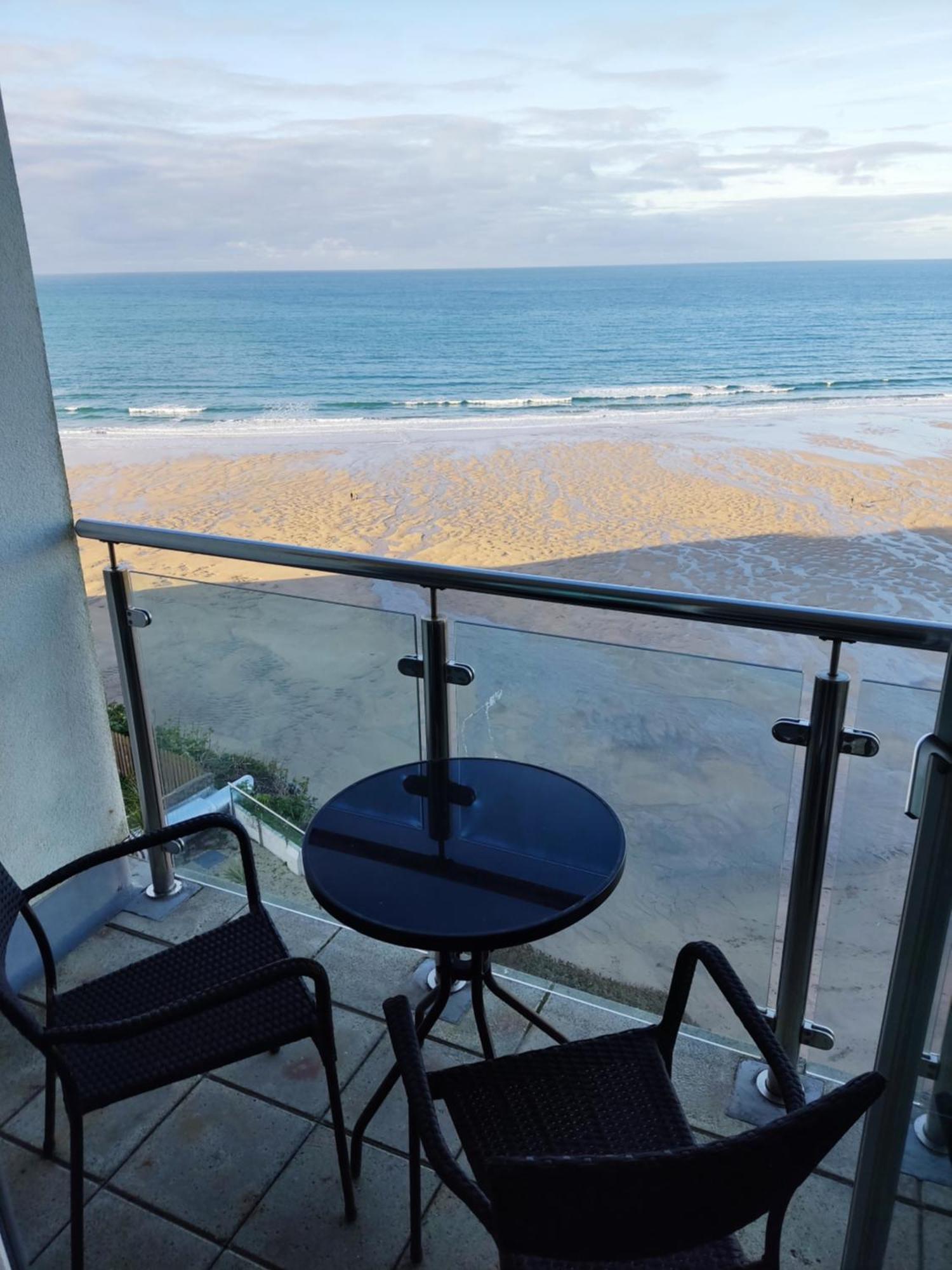 Newquay Rocklands Beach View 외부 사진