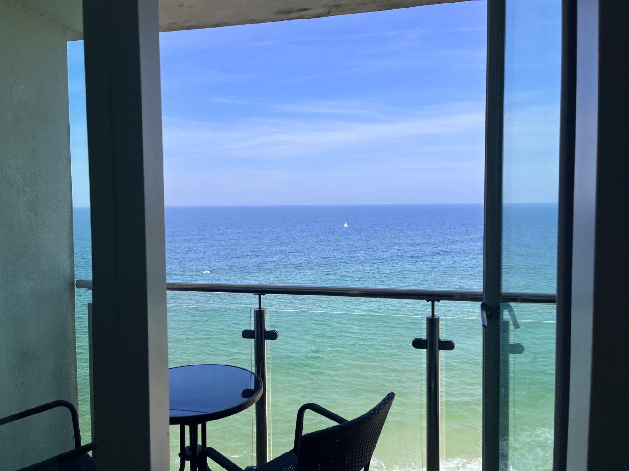 Newquay Rocklands Beach View 외부 사진